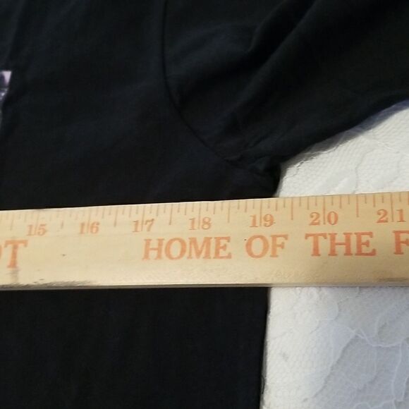 Taylor Swift Tshirt, size M new never worn in original Package - Picture 7 of 12